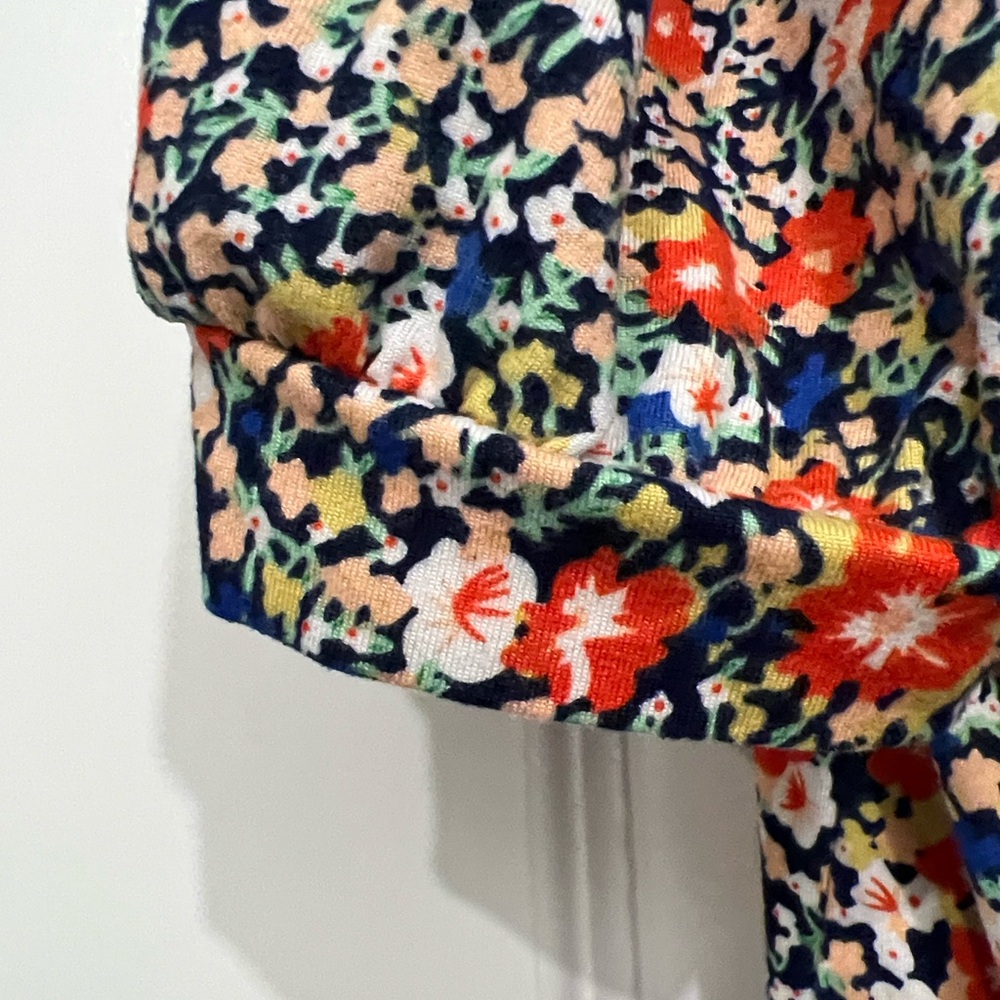 Beginning Boutique Floral Blouse - Red and Blue - Picture 13 of 14